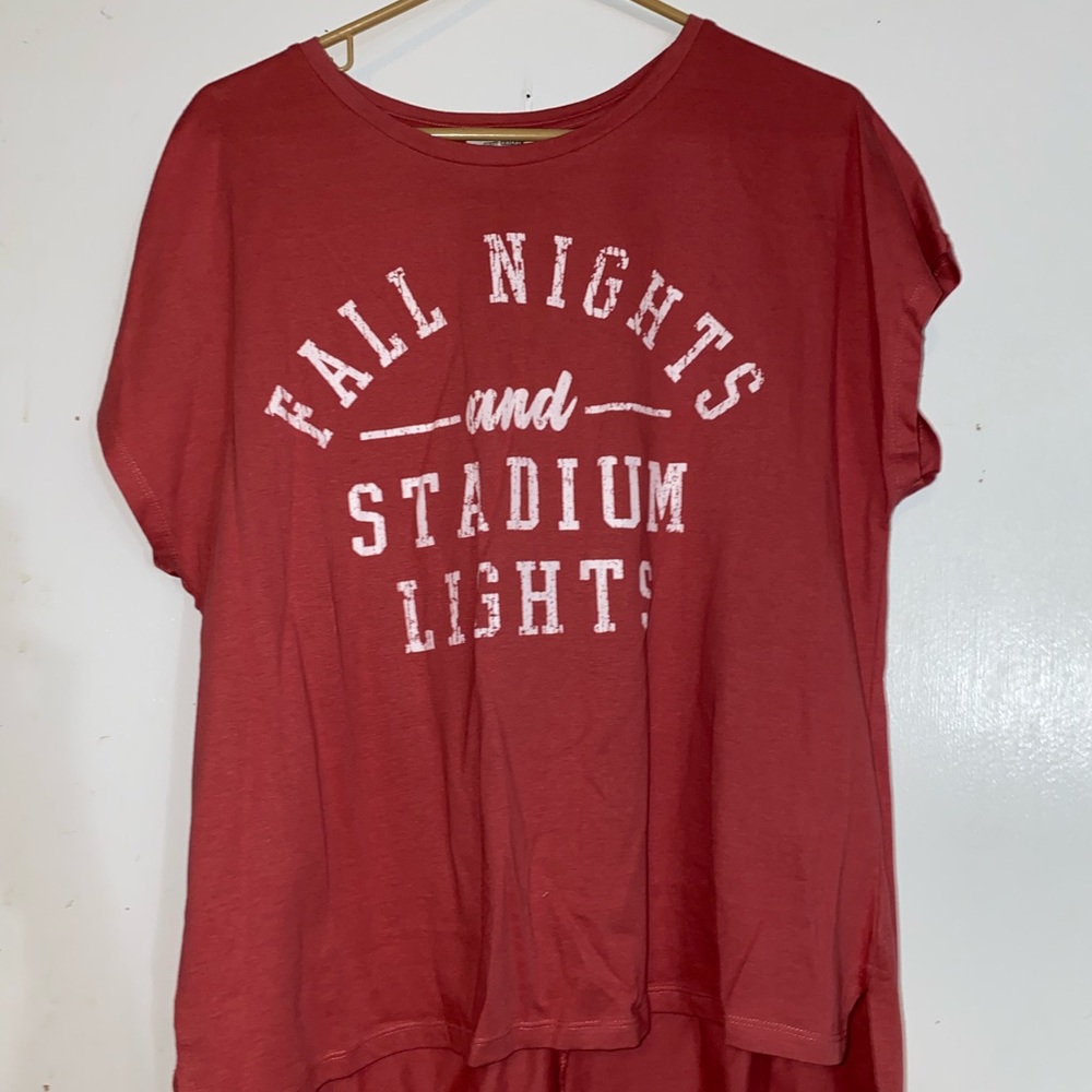 Word tee never worn
